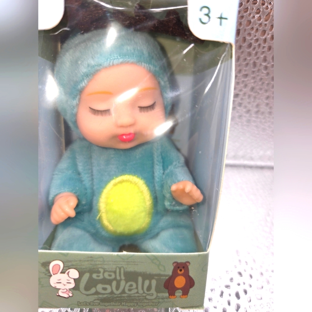 Baby Doll Lovely Baby Toy NWOT